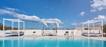 Impeccable Cycladic Home, a Secluded 980m2 Villa with Private Pool