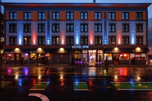 Front of property - evening/night