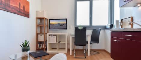 TV, stereo