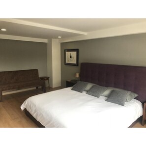 Deluxe Apartment | 2 bedrooms, bed sheets