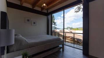 Luxury Chalet | 2 bedrooms, bed sheets