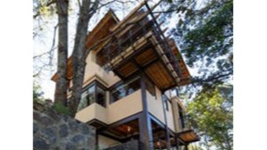 Front of property - Luxury Chalet - Cabin in the Woods @Valle de Bravo 2 (Valle de Bravo)