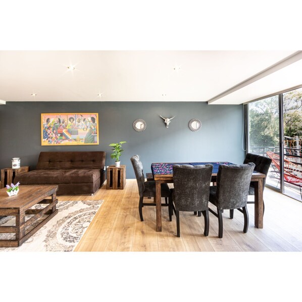 华丽公寓 | 起居区 | 电视