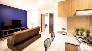 Private kitchen - Amazing 2BDRM Apartment in Xola Narvarte, CDMX (Mexico City)