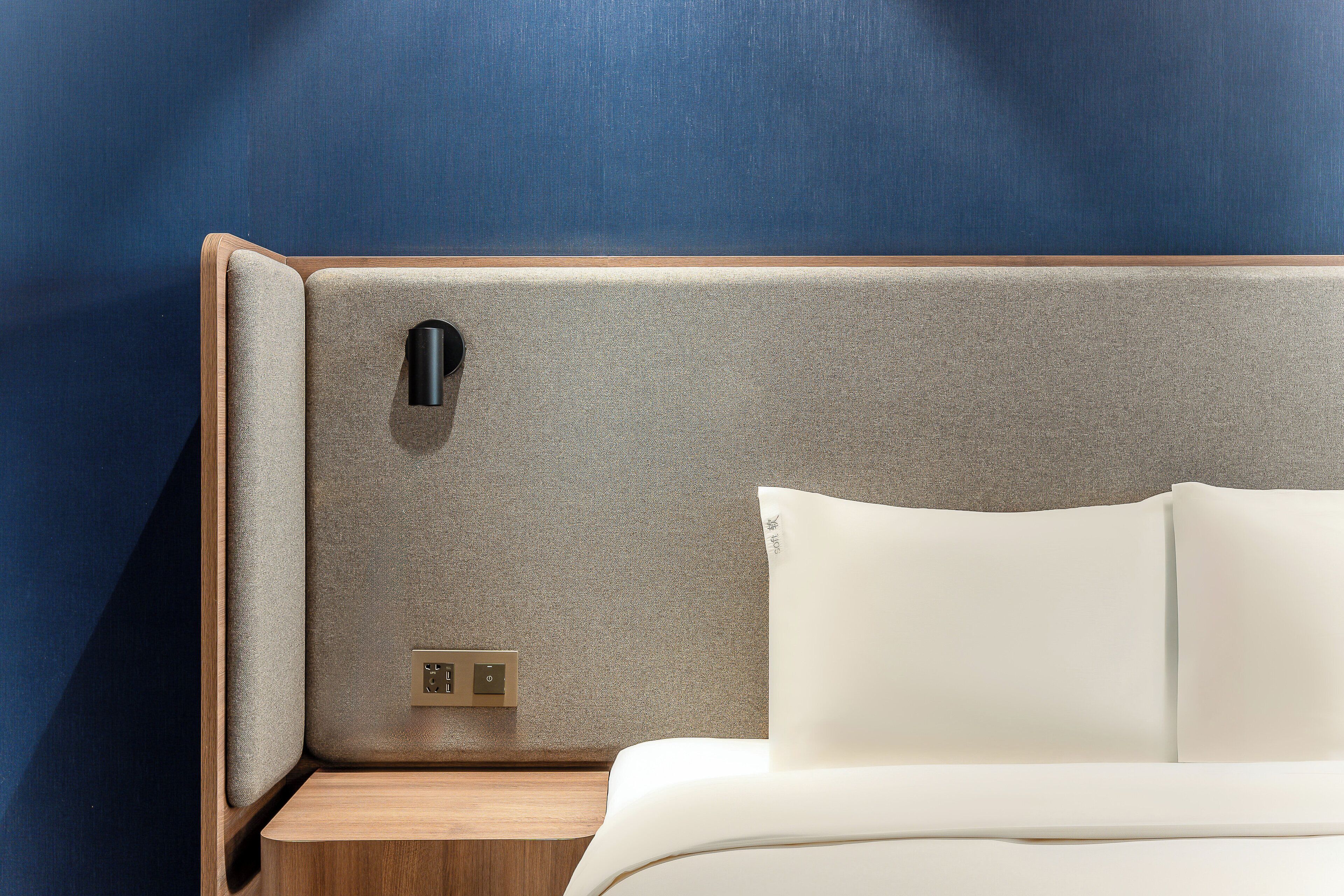 1 bedroom, in-room safe, laptop workspace, blackout curtains