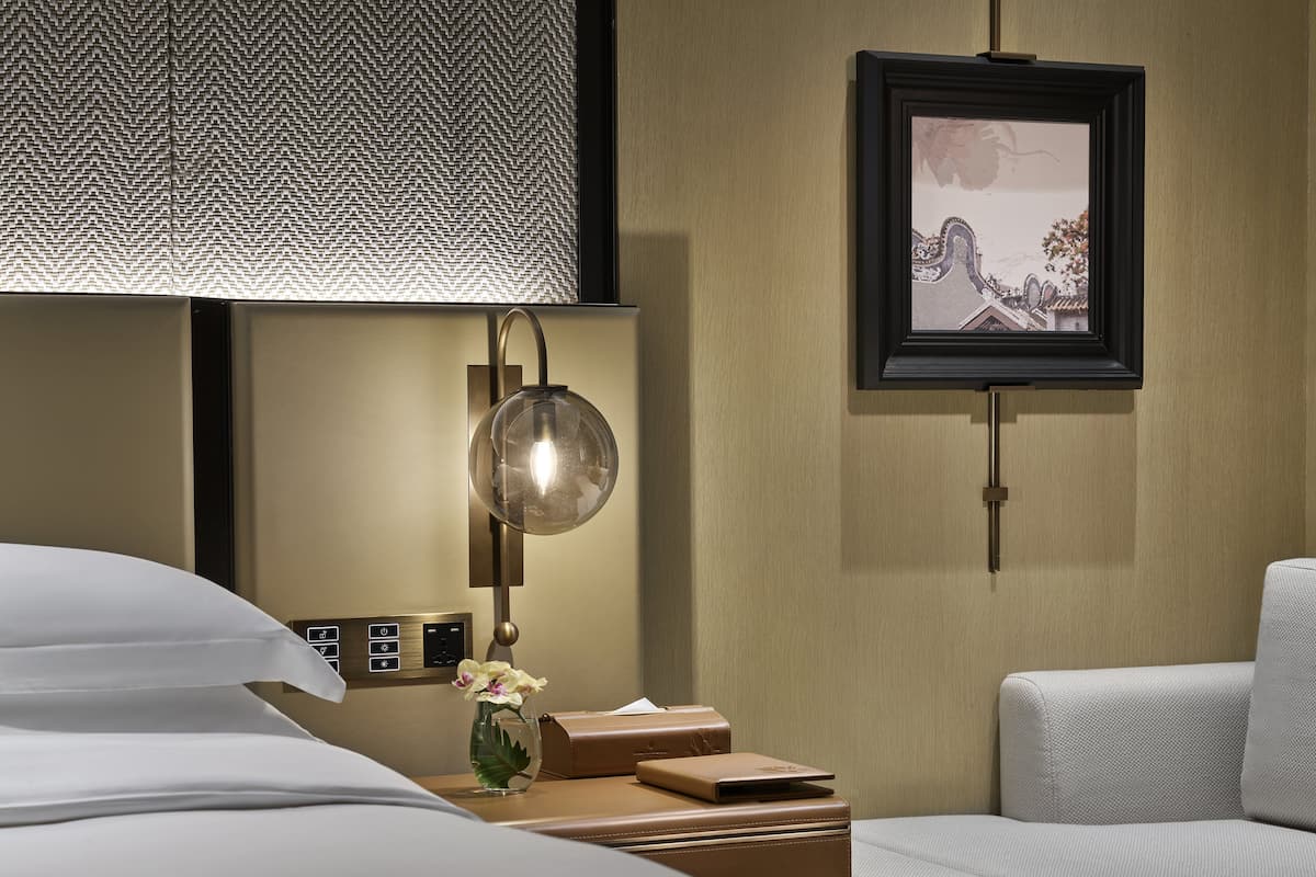 Room amenity