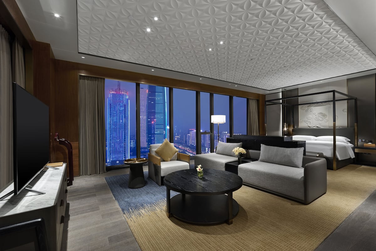 Presidential Suite, 1 King Bed | City view