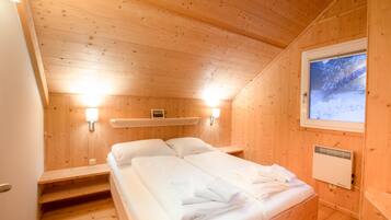 3 dormitorios, cuna de viaje, wifi y ropa de cama