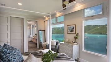 5 bedrooms, desk, iron/ironing board, travel crib