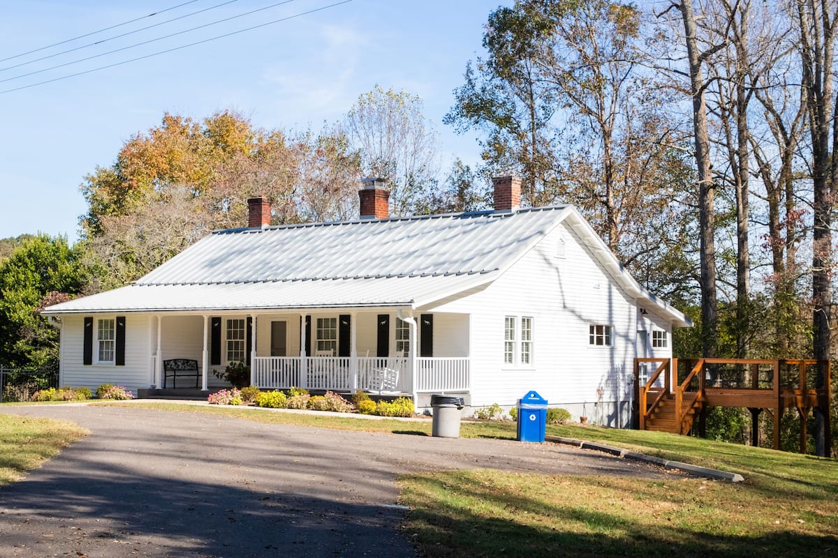 Signature Cottage | Exterior