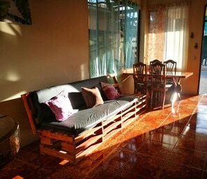 Interior - Morpho CR 2 (Quepos)