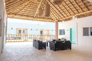 Living area - Hotel Pelicano (Chiquilá)