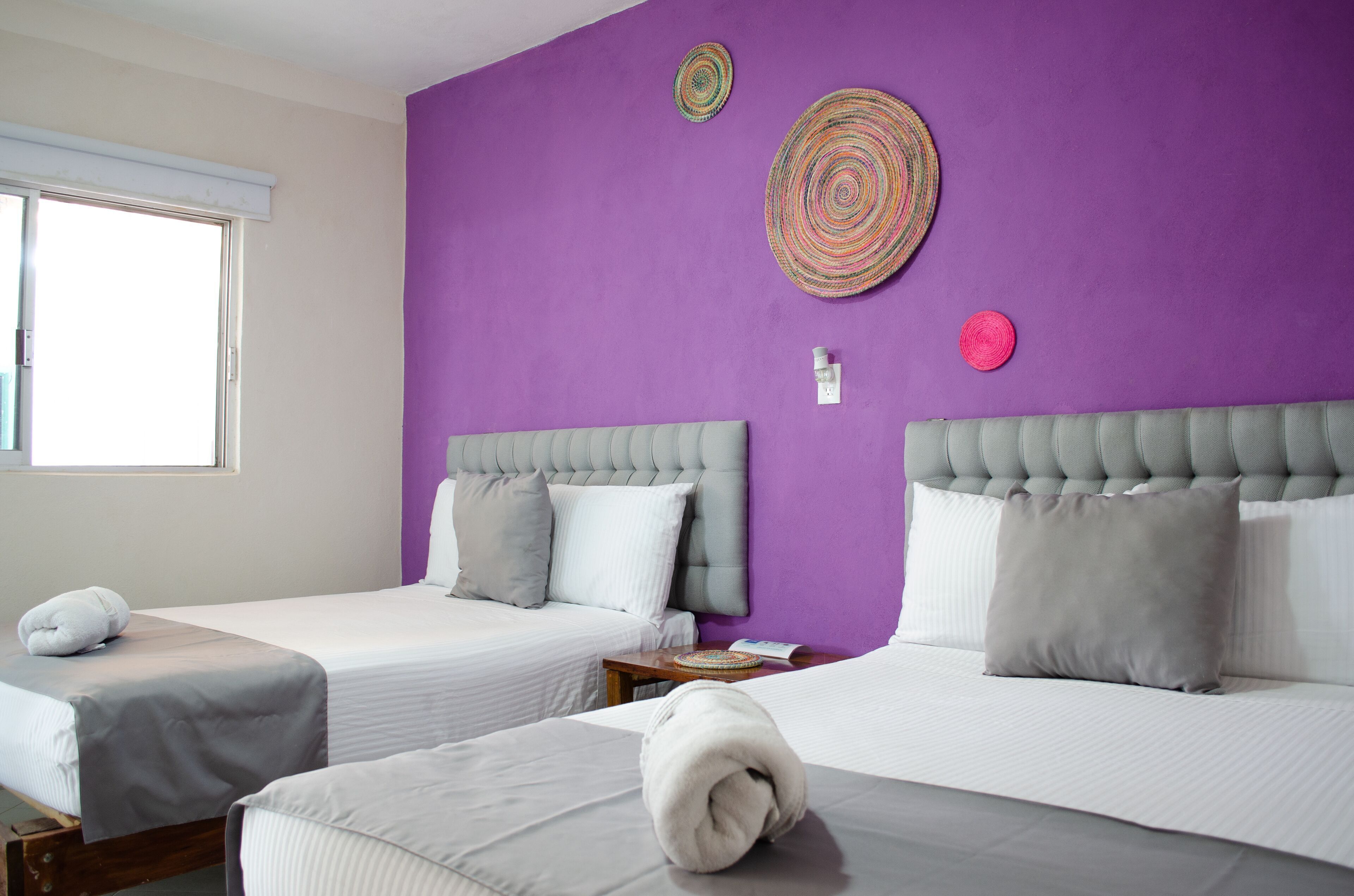 Hypo-allergenic bedding, free WiFi