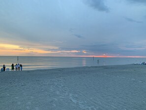 Beach nearby, beach towels