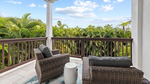Unclassified image, 5 of 40, button - Casa Bella Vita | Walk to Crescent Beach, Semi-Private Heated Pool, & Four Balconies (Sarasota)