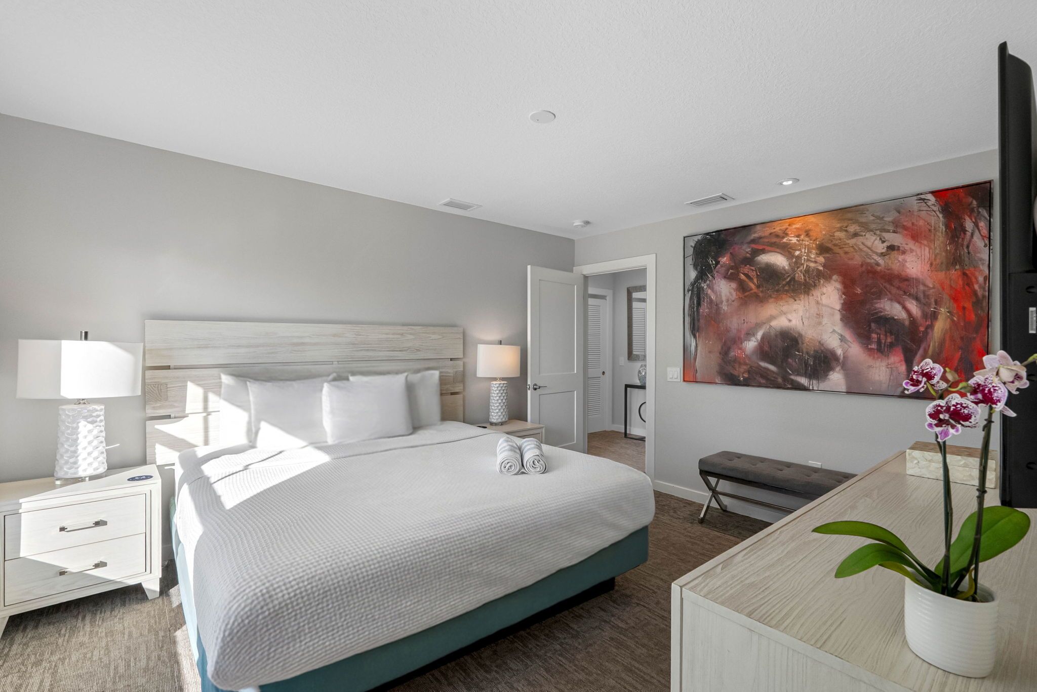 3 bedrooms, iron/ironing board, Internet, bed sheets