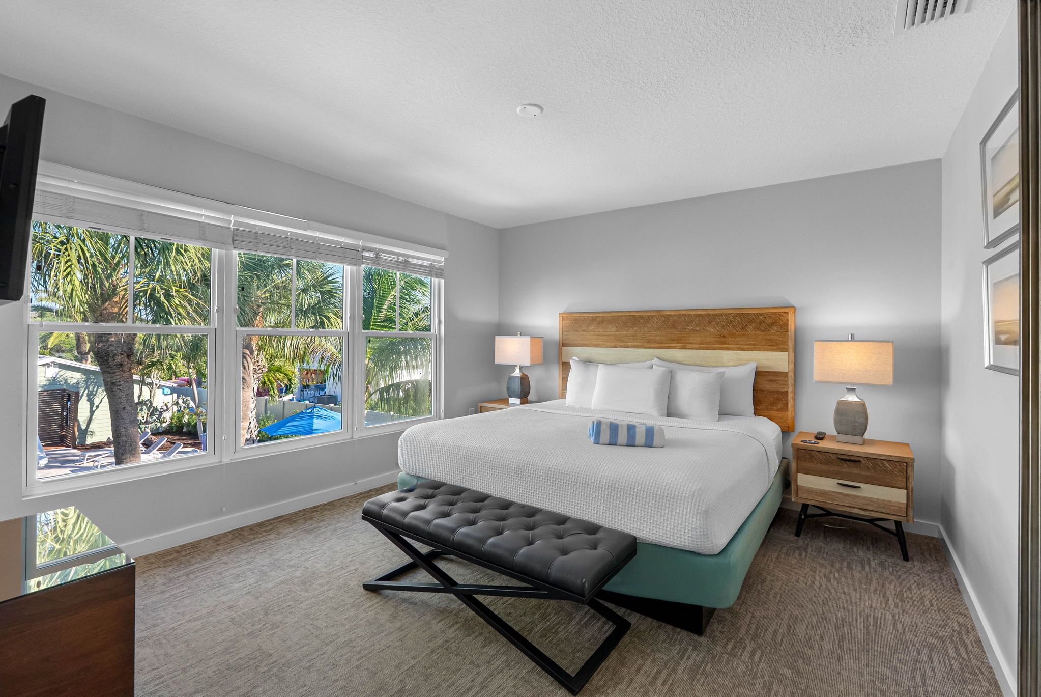 3 soverom, strykejern/-brett, internettilgang og sengetøy