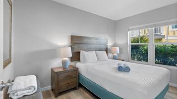 2 bedrooms, iron/ironing board, internet, bed sheets