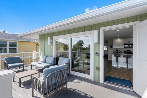 2 Bedroom/2 Bath Villa (Second Level) - Unit 6