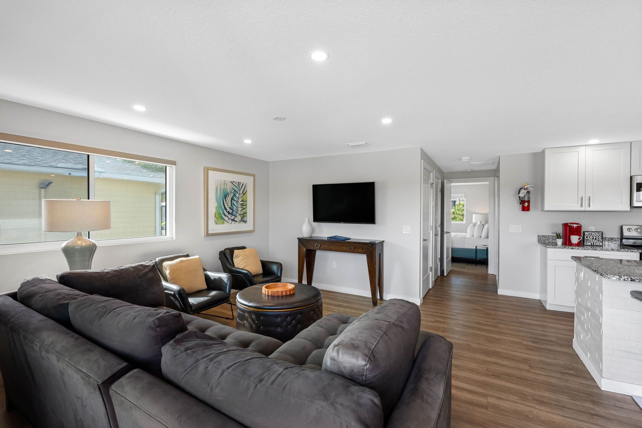 Télévision à écran plat, livres