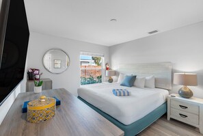 2 bedrooms, iron/ironing board, Internet, bed sheets