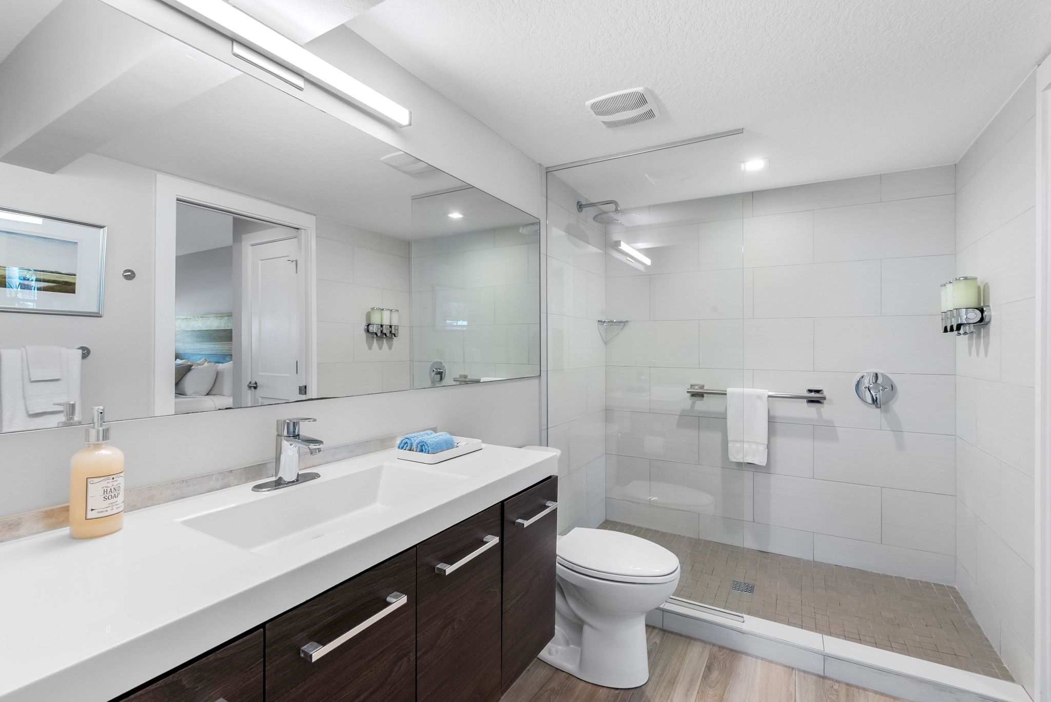 Hair dryer, towels