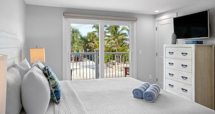 2 Bedroom/2 Bath Villa (Second Level) - Unit 10