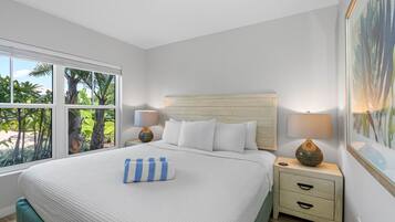 2 bedrooms, iron/ironing board, internet, bed sheets