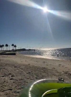 Beach - The Mermaid Beach House 2 (Hernando Beach)