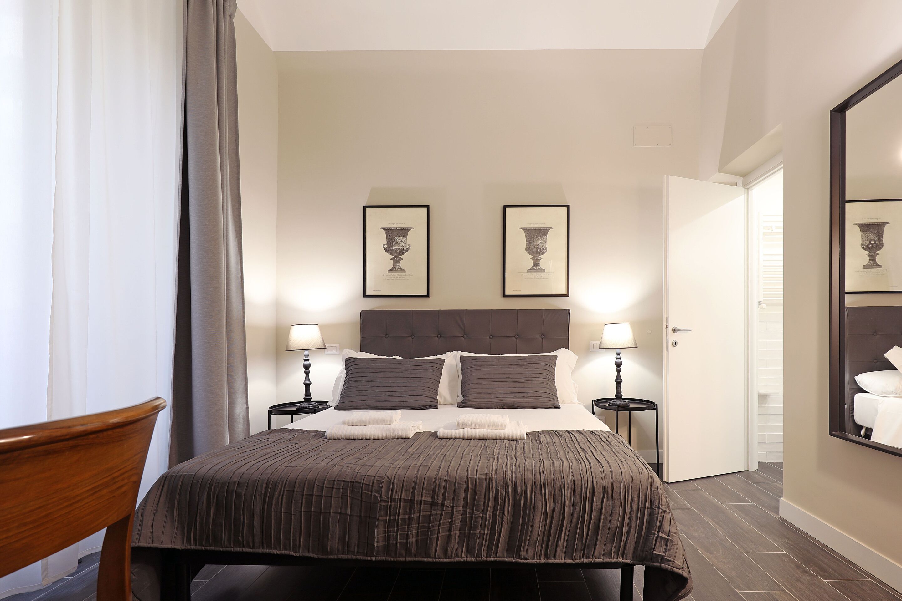 Articles gratuits dans le mini-bar, coffres-forts dans les chambres