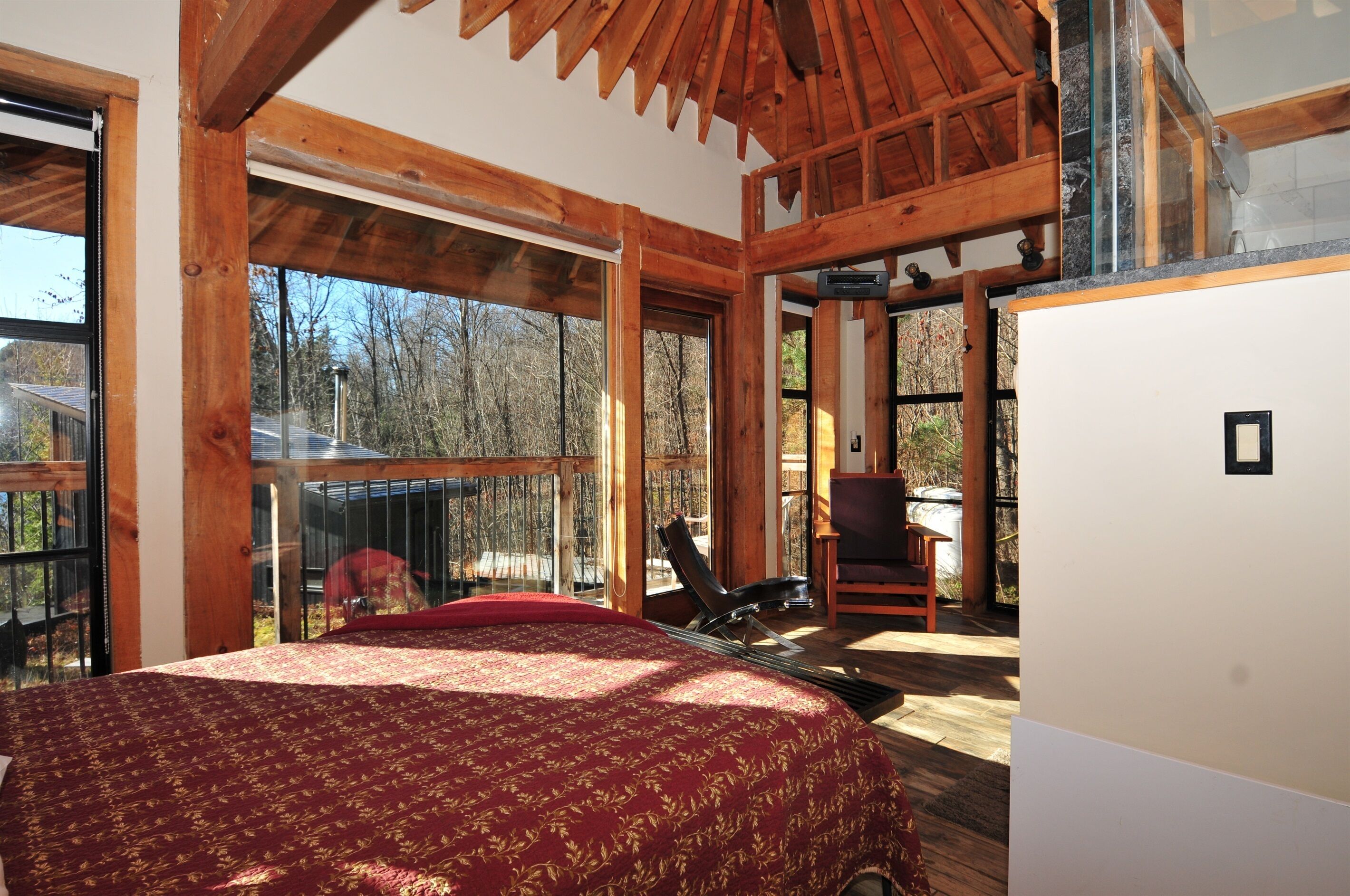 4 bedrooms, WiFi, bed sheets