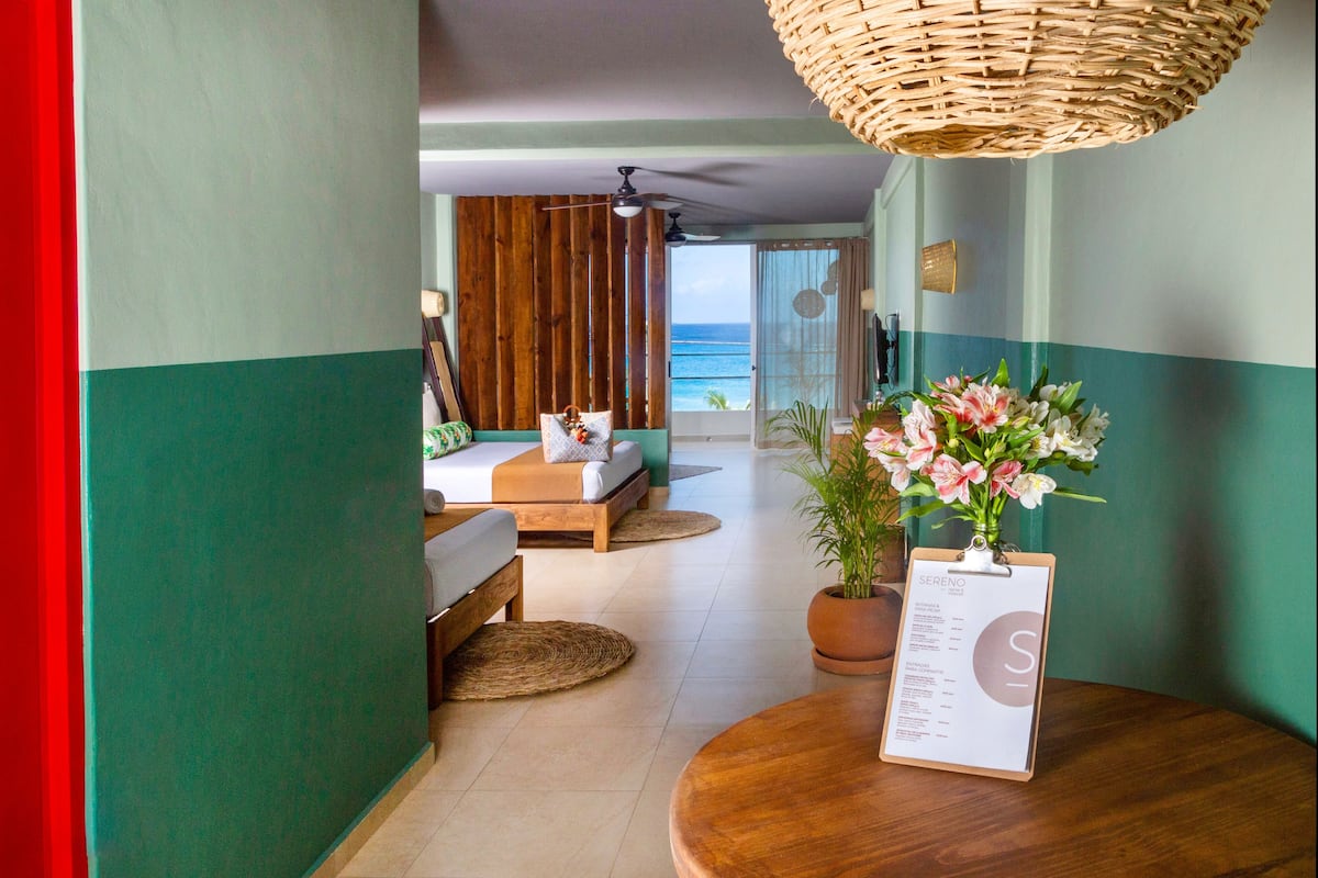 Familie studio suite | Luxe beddengoed, een kluis op de kamer, verduisterende gordijnen