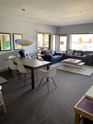 تلفزيون، مدفأة