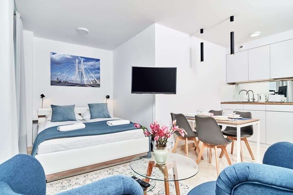 1 bedroom, iron/ironing board, WiFi, bed sheets