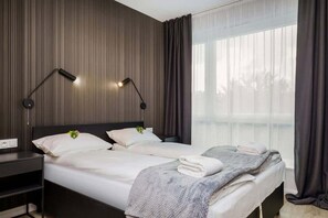 1 bedroom, iron/ironing board, travel crib, WiFi