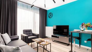 Televisión, oficina