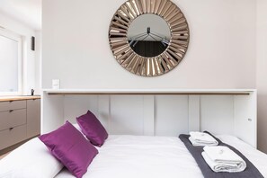 Iron/ironing board, WiFi, bed sheets - Bóżnicza 2 | Stylish Studio | Parking (Poznan)