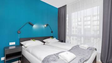 1 habitación, tabla de planchar con plancha, wifi y ropa de cama