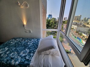 3 bedrooms, iron/ironing board, WiFi