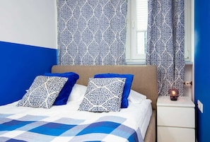 1 habitación, tabla de planchar con plancha, wifi y ropa de cama 