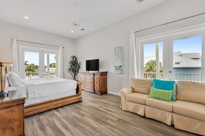 6 bedrooms, free WiFi, bed sheets