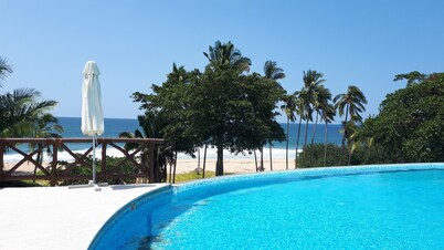 Villa with private pool, spacious ground floor, garden area