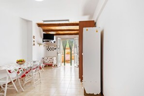 Dining - Kartibubbo Village Experience (Torretta Granitola)