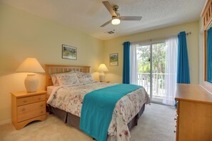 3 bedrooms, iron/ironing board, Internet, bed sheets - Near Disney & Epic Universe: Home w/ Resort Perks (Kissimmee)