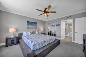2 bedrooms, iron/ironing board, free WiFi, bed sheets - Bella Vita- Stunning Emerald Beach Resort 2 Bedroom/2 Bathroom Penthouse (Panama City Beach)