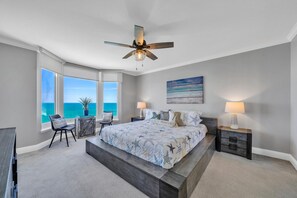 2 slaapkamers, een strijkplank/strijkijzer, gratis wifi, beddengoed