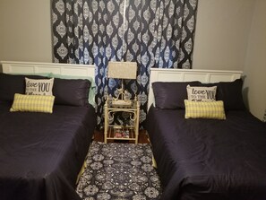 2 Schlafzimmer, Bügeleisen/Bügelbrett, kostenloses WLAN, Bettwäsche