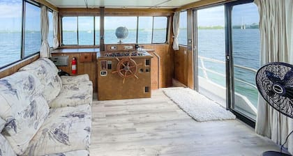 Happy’s Houseboat Key West
