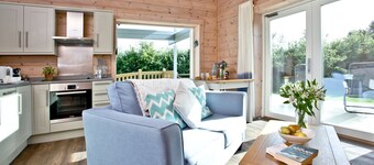 Cutterbrough, Great Field Lodges -  a lodge that sleeps 2 guests  in 1 bedroom