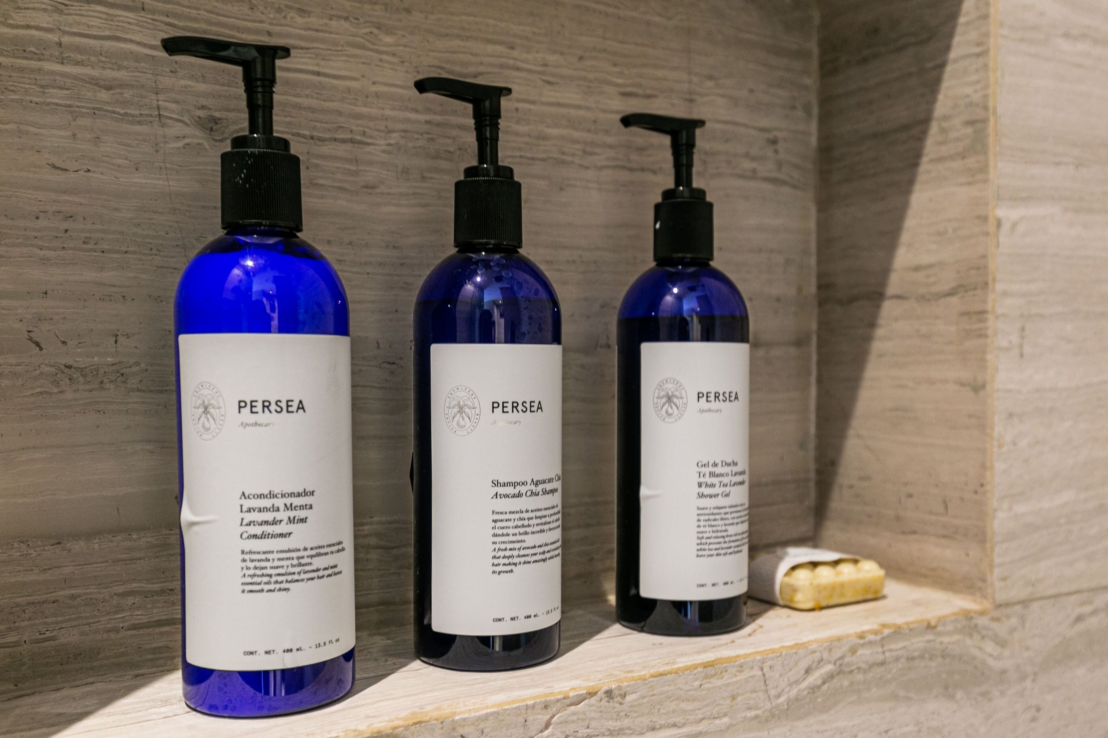 classic room (ome) | bathroom | slippers, towels